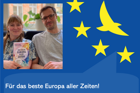 Titelbild: Name des Podcasts "Brandenburg talks EU: Krass europäisch!". Foto der beiden Autoren Katja Sinko und Peter Jelinek. Titel der Folge.