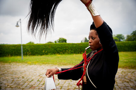 Tuli Mekondjo_2024_in Nauen bei einer rituellen Performance