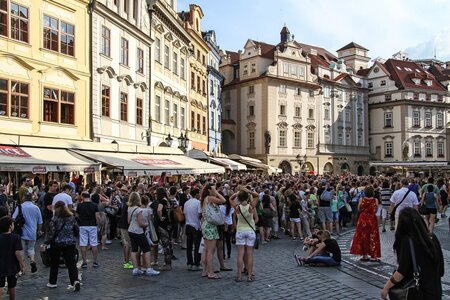 Gruppe von Menschen in der Stadt