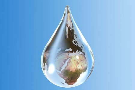 Die Welt in einem Wassertropfen