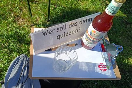 Brandenburg-Quiz: Ein Zettel mit der Aufschrift "Wer soll das denn quizzen?"