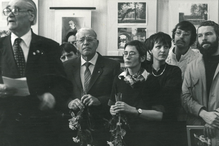 Ausstellungseröffnung (3 von v.l.n.r.) mit Ute Samtleben