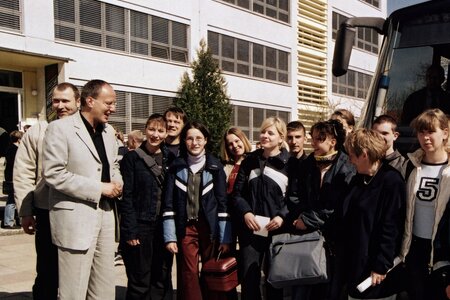 Brandenburgs Minister für Bildung, Jugend und Sport Steffen Reiche (links) mit J
