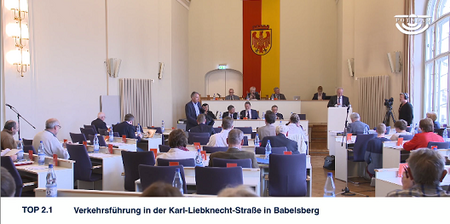 Screenshot aus der 44. Sitzung der Potsdamer Stadtverordnetenversammlung am 7. November 2018 zum Tagungsordnungspunkt (TOP) Verkehrsführung.