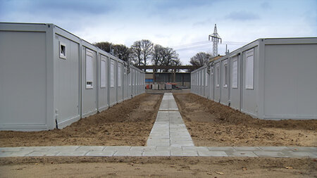 Containerunterkunft in Meckelfeld. / Foto: Boris Mahlau © Pier53