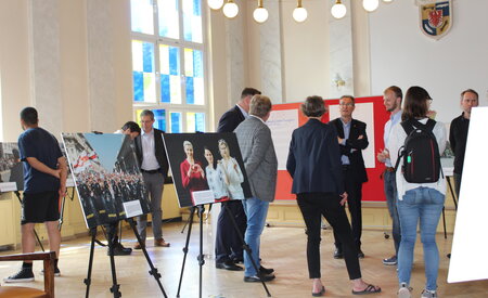 Wanderausstellung Land ohne Bilder
