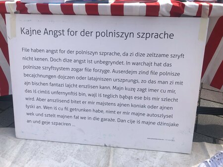 Keine Angst vor polnischer Sprache. Gesehen auf dem Europafest in Potsdam am 5. Mai 2023