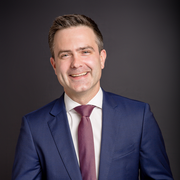 Dr. Dominik Kaufner