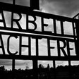 "Arbeit macht frei" Eingang zum KZ Sachsenhausen