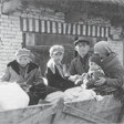 Vom Gut Dąbrowa ausgesiedelte polnische Familie