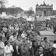 Großdemonstration am 4. November 1989 auf dem Platz der Nationen