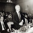 Manfred Stolpe bei der Vereidigung des ersten Brandenburger Kabinetts - 1990