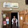 Eingang zum Vereins- und Operngebäude: Helene Berndt betrachtet es wie ein zweites Zuhause