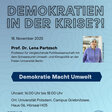 Veranstaltungsposter mit hellblauem Hintergrund und einem Foto von Prof. Dr. Lena Partzsch