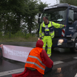 Kampf ums Klima_Aktivisten der Organisation 'Letzten Generation' in Berlin bei der Blockade der Autobahn 100 in Berlin im Juli 2022_1 (c) SWR