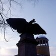 Preußischer Adler am Eingang zu Schloss Lindstedt in Potsdam